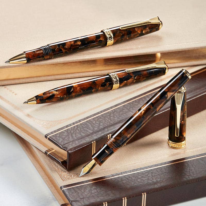 True Writer Classic Golden Dark Tortoise Fountain Pen