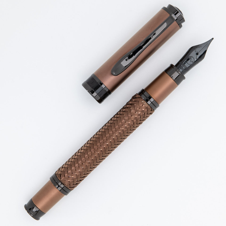 MONTEVERDE USA® INNOVA FORMULA M FOUNTAIN PEN BRONZE