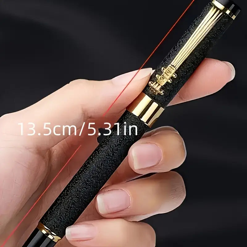 Textured Classic Fountain Pen, Violin style plastic clip, Medium Nib