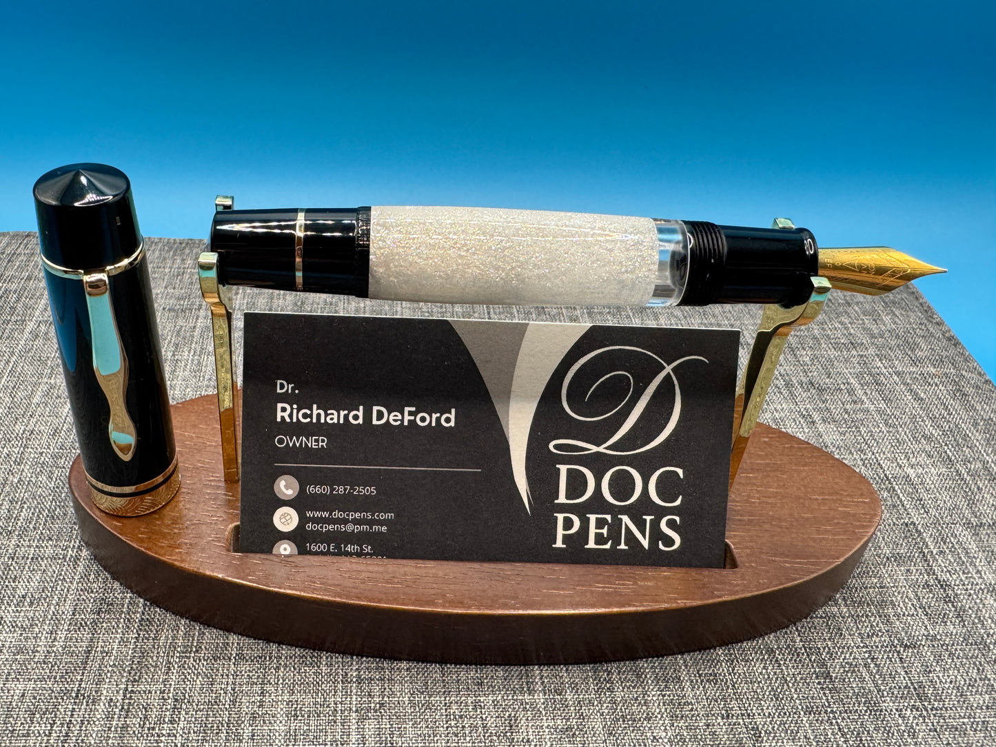 Majohn P139#8 Medium Nib Fountain Pen with Box, Brass Piston System Large Capacity Writing Pen