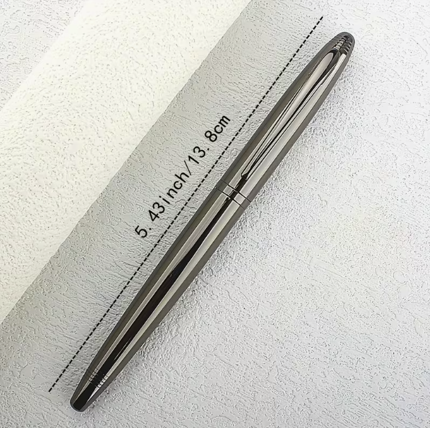 Smooth elegant metal fountain pen