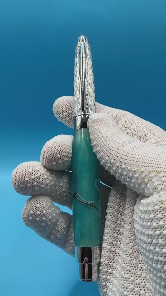 Hand-made Pressimo from Doc Pens - Caribbean Blue